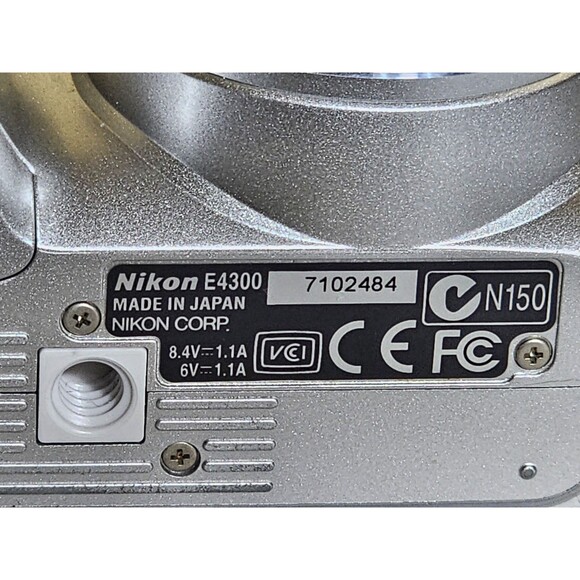 Nikon COOLPIX 4300 Digital 4.0MP Digital Camera Made In Japan TESTED WORKS!! - Picture 9 of 16